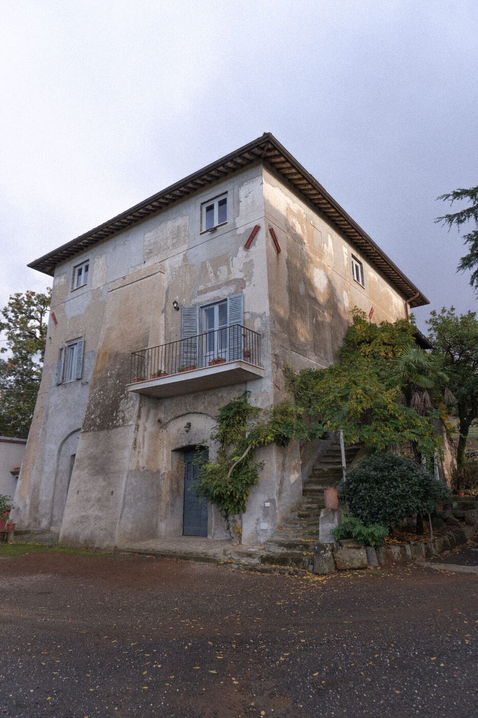 The historic farmhouse at Antiche Terri Tuscolane