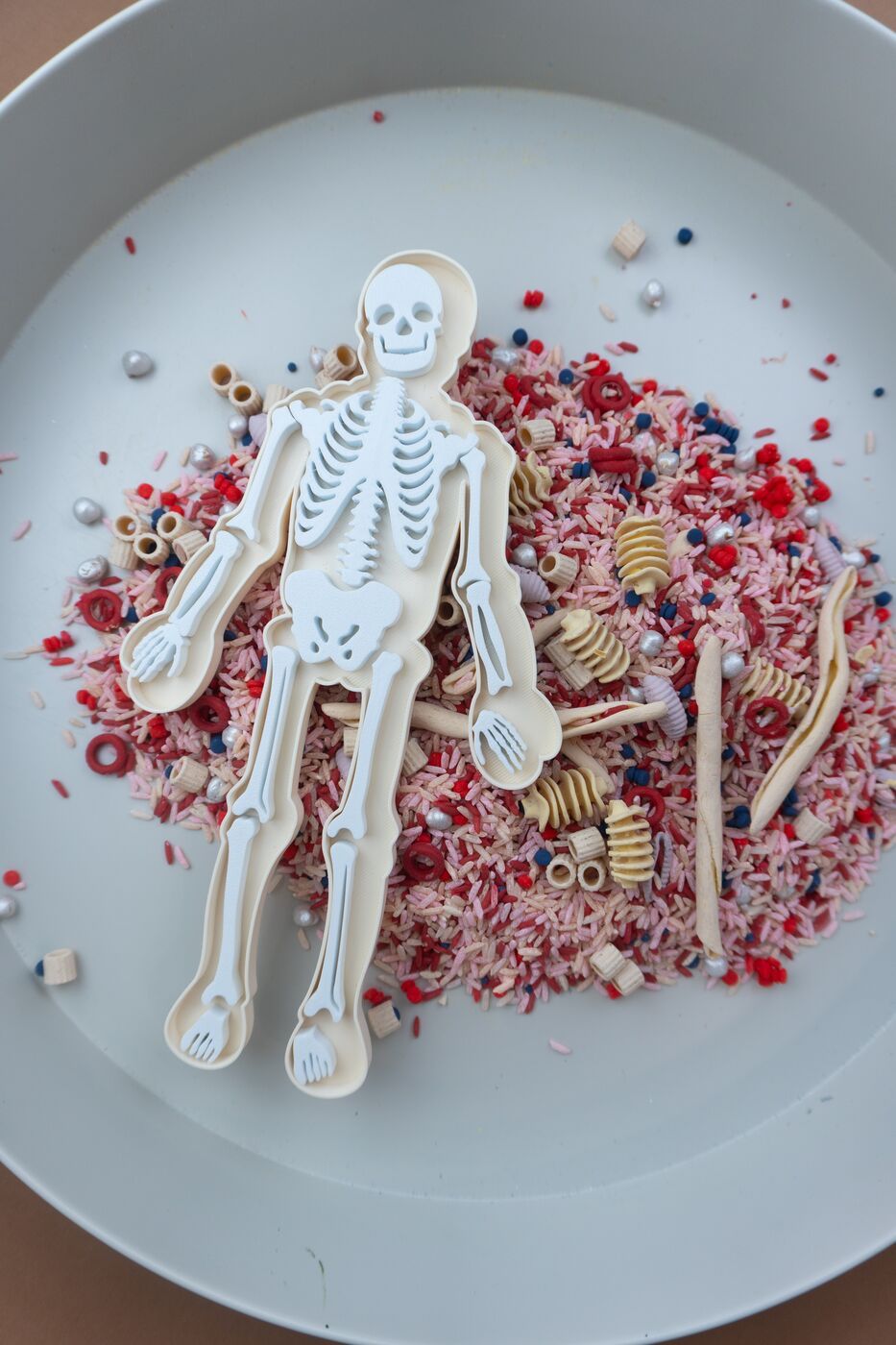 Playsense — Halloween skeleton sensory bin